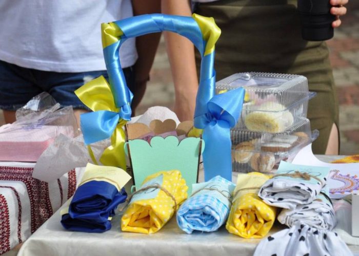 Благодійний ярмарок06